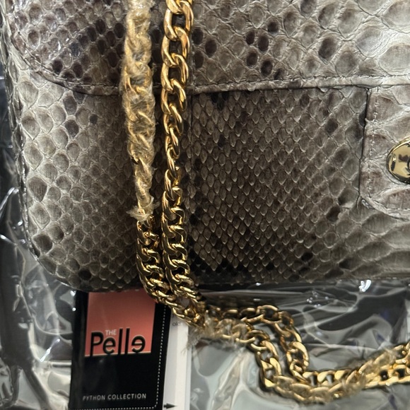 Like NEW The PELLE PYTHON COLLECTION Essential crossbody & wallet - Picture 7 of 9